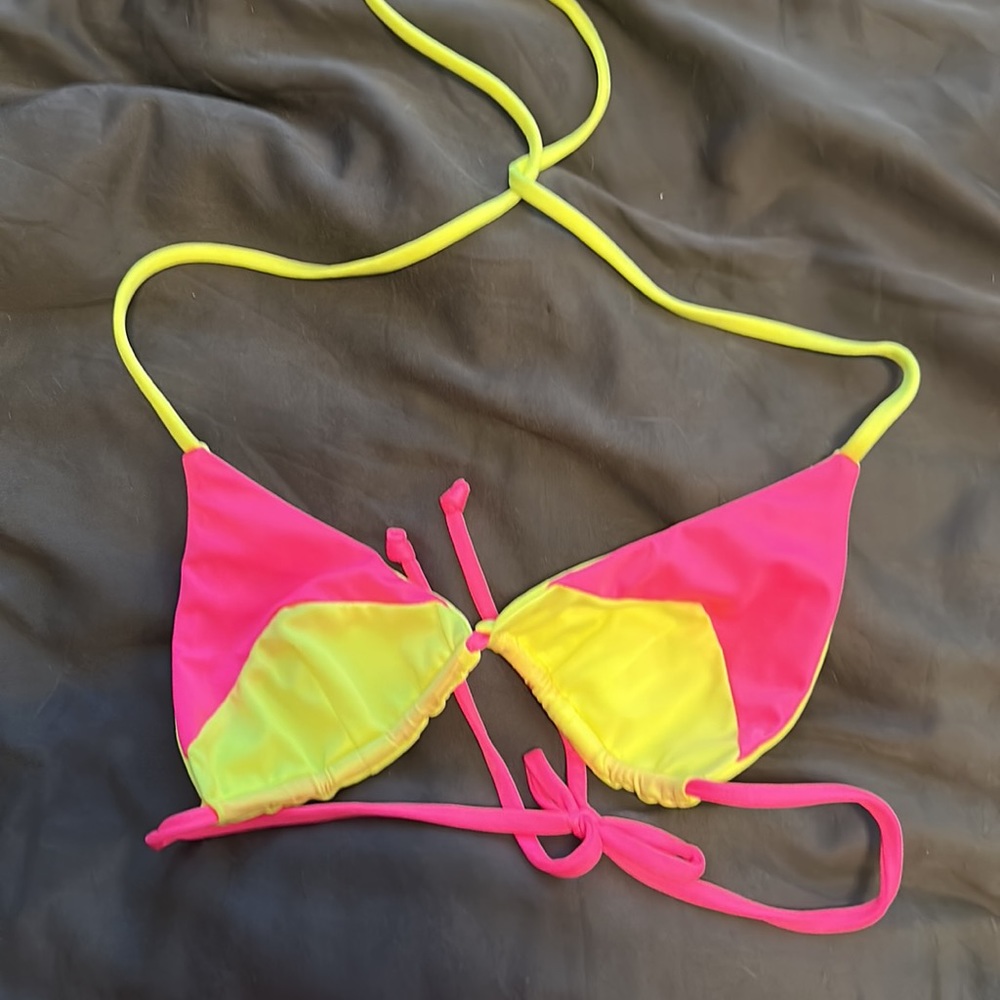 Bare Minimum Bikini Set - Picture 2 of 6